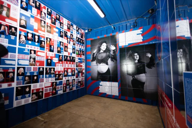 Indenfor: personlige portrætter, fortællinger og store fotografiske værker. Indenfor: personlige portrætter, fortællinger og store fotografiske værker.